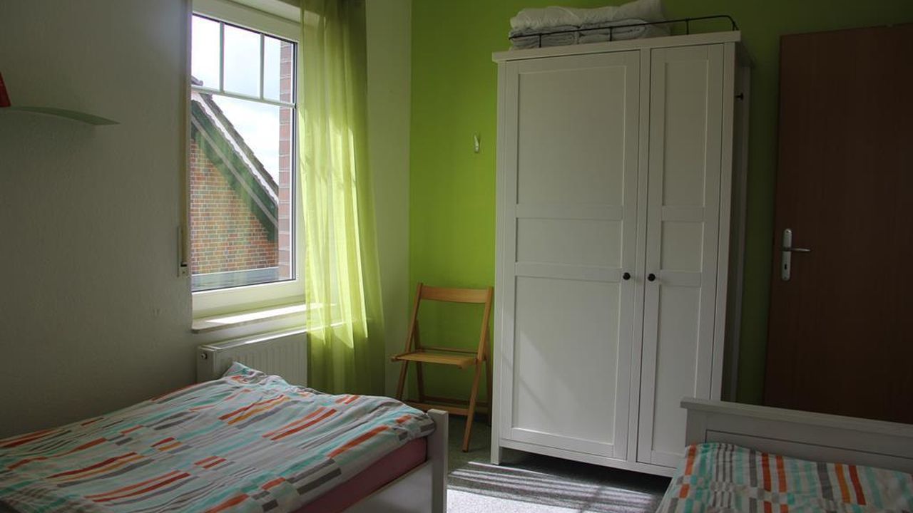 Zweibettzimmer Schrank Zweibettzimmer Schrank